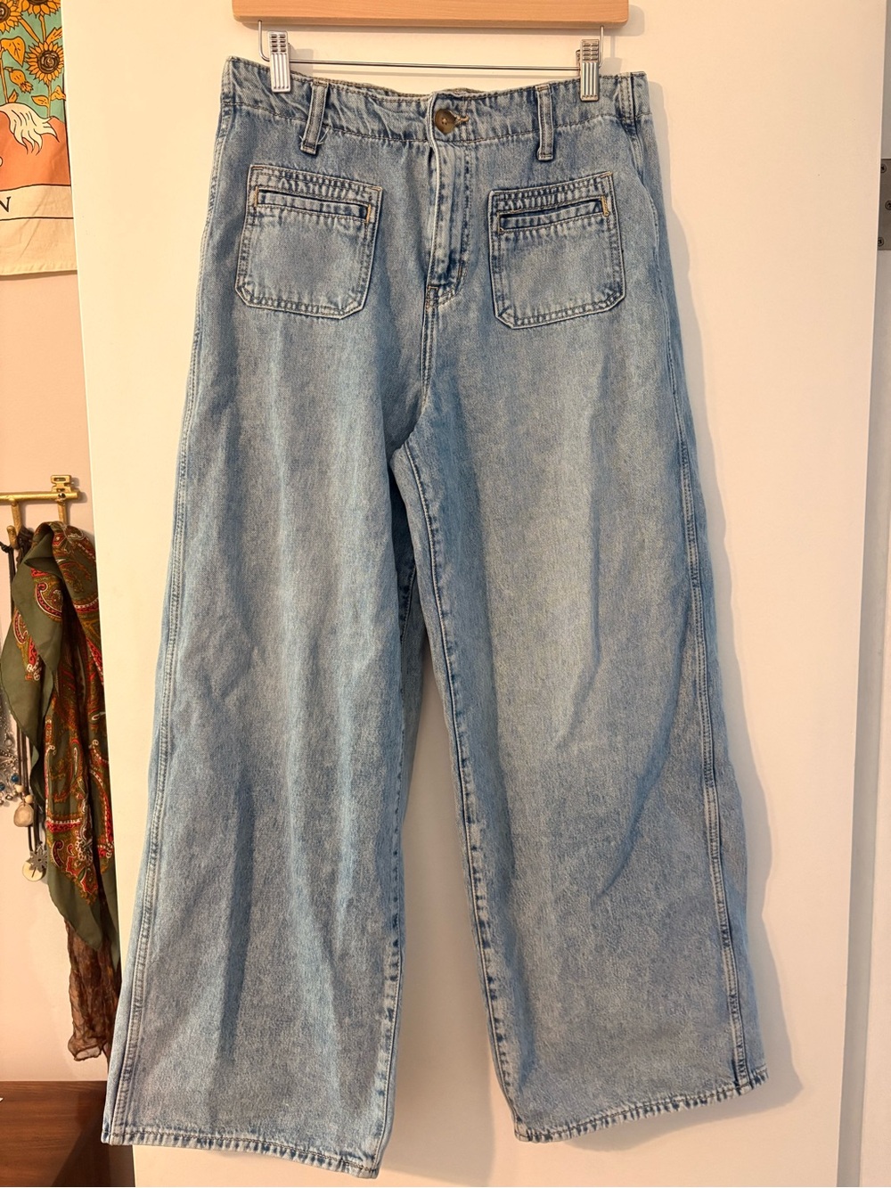 Old Navy High-Rise Baggy Wide Leg Light Wash Jeans